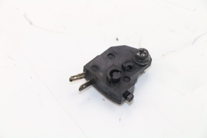 photo de LUZ FRENO INTERRUPTOR DERECHA SUZUKI SV N 650 (2003 - 2009) - Vista principal