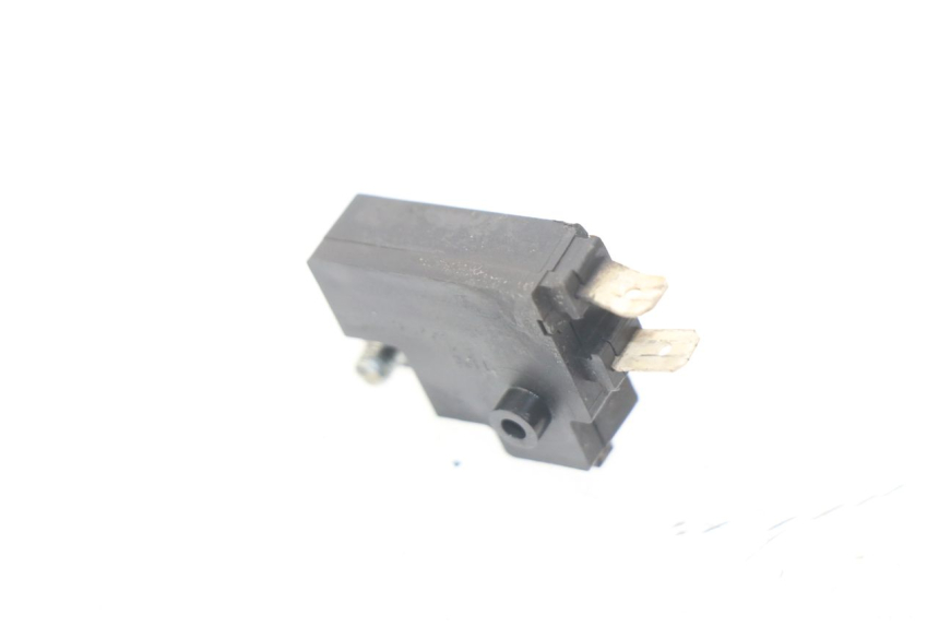 photo de CONTACTOR DE LUZ DE FRENO DERECHO YAMAHA TDM ABS 900 (2002 - 2014) - Zoom estado de uso