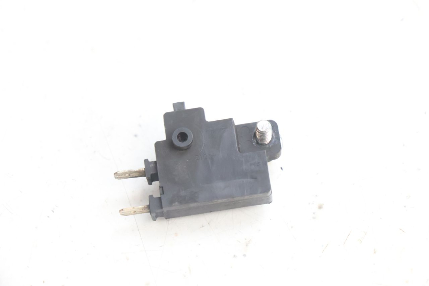 photo de LUZ FRENO INTERRUPTOR DERECHA YAMAHA TDM ABS 900 (2002 - 2014) - Zoom estado de uso