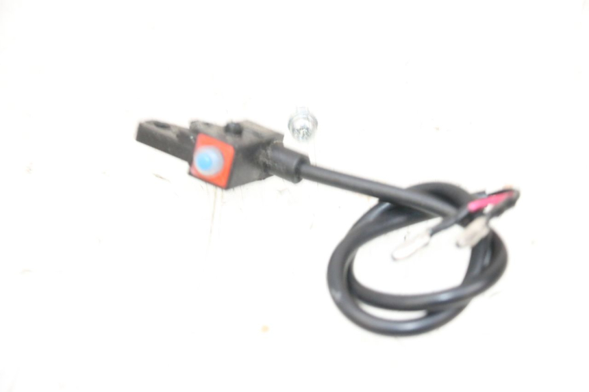 photo de LUZ FRENO INTERRUPTOR DERECHA NECO TEMPO 4T 50 (2022 - 2026) - Detalle de la pieza