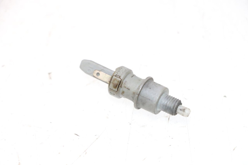 photo de LUZ FRENO INTERRUPTOR DERECHA PEUGEOT TREKKER 50 (1995 - 2004) - Vista principal