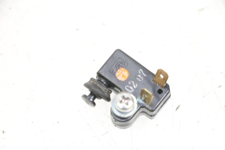 photo de LUZ FRENO INTERRUPTOR DERECHA YAMAHA TRICITY 300 (2020 - 2024) - Vista principal