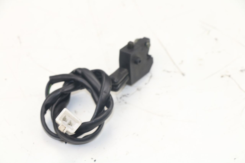 photo de LUZ FRENO INTERRUPTOR DERECHA UNIVERSAL BIKE RETRO 50QT-4 50 (2010 - 2018) - Detalle de la pieza