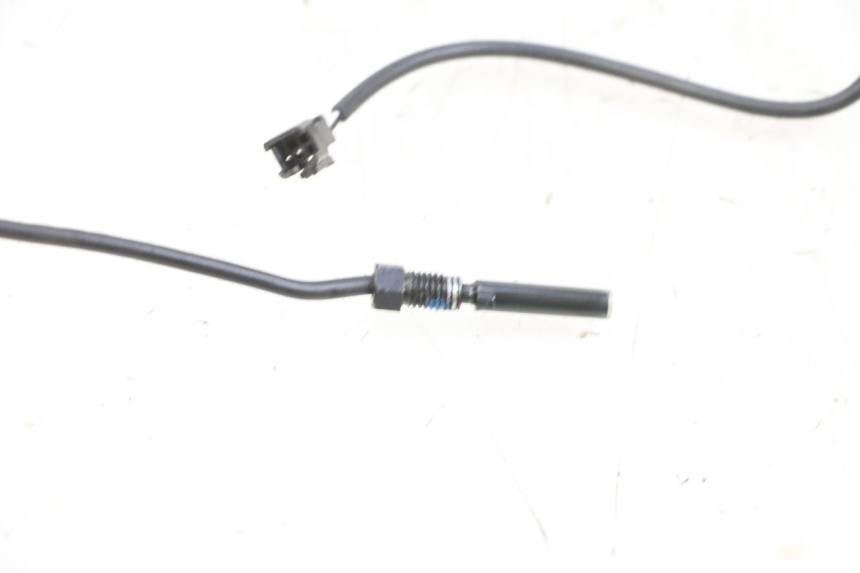 photo de LUZ FRENO INTERRUPTOR DERECHA DUALTRON VICTOR LIMITED 1 - Otra perspectiva