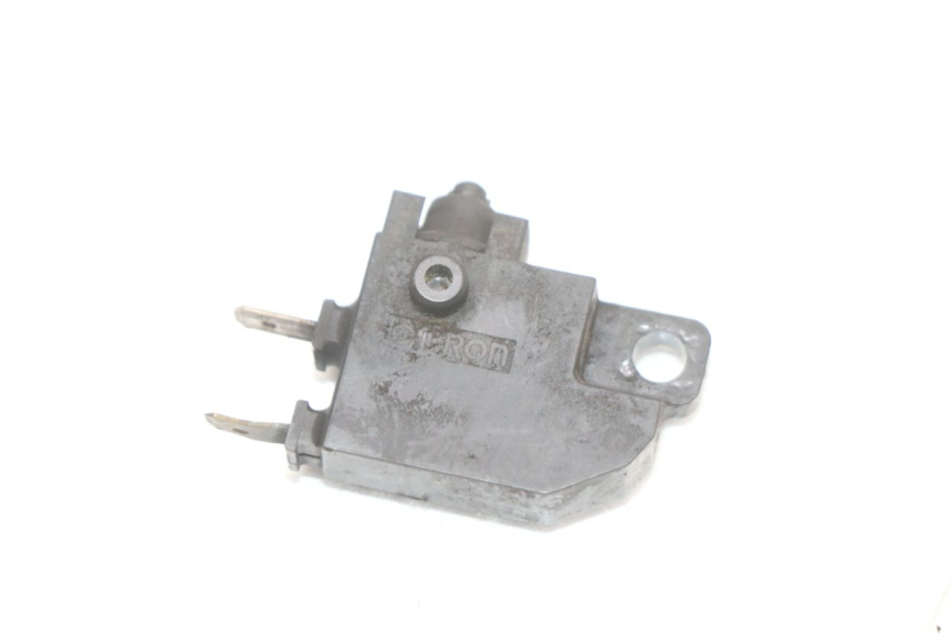 photo de CONTACTOR DE LUZ DE FRENO DERECHO YAMAHA XMAX X-MAX ABS 125 (2017 - 2020) - Detalle de la pieza