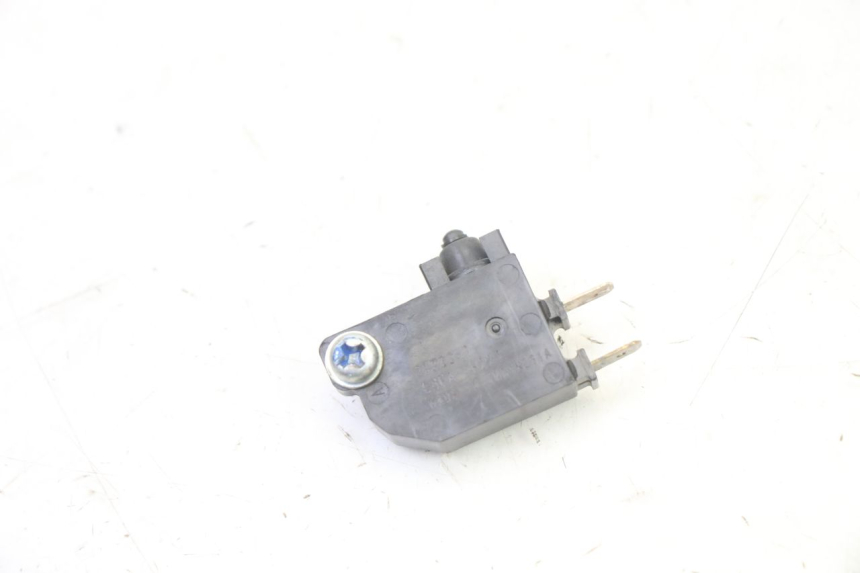 photo de LUZ FRENO INTERRUPTOR DERECHA YAMAHA XMAX X-MAX 125 (2021 - 2025) - Vista principal