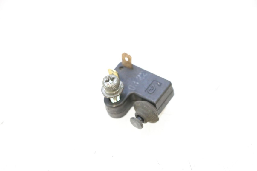 photo de LUZ FRENO INTERRUPTOR DERECHA YAMAHA X-MAX XMAX 125 (2010 - 2013) - Detalle de la pieza