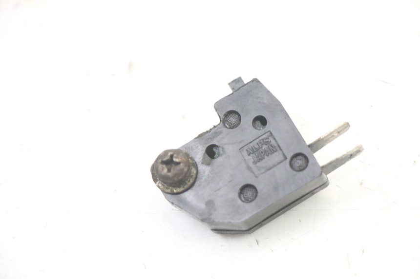 photo de LUZ FRENO INTERRUPTOR DERECHA YAMAHA FZS FAZER 600 (2001 - 2003) - Vista principal