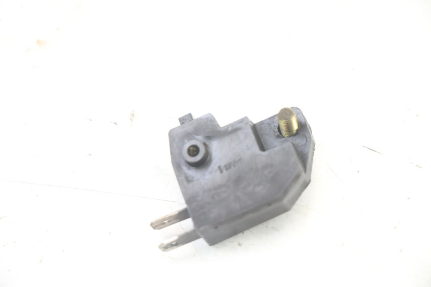 photo de LUZ FRENO INTERRUPTOR DERECHA YAMAHA FZS FAZER 600 (2001 - 2003) - Zoom estado de uso