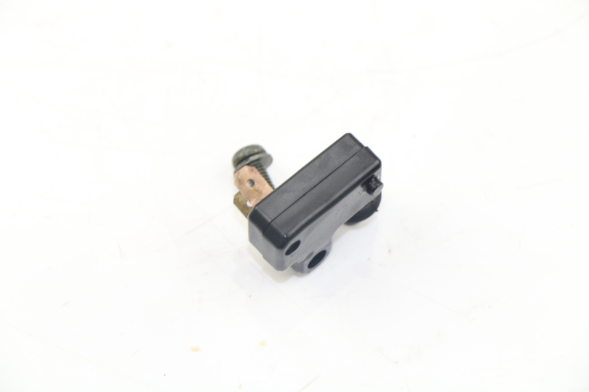photo de LUZ FRENO INTERRUPTOR DERECHA YAMAHA XP T-MAX TMAX ABS 500 (2004 - 2007) - Zoom estado de uso
