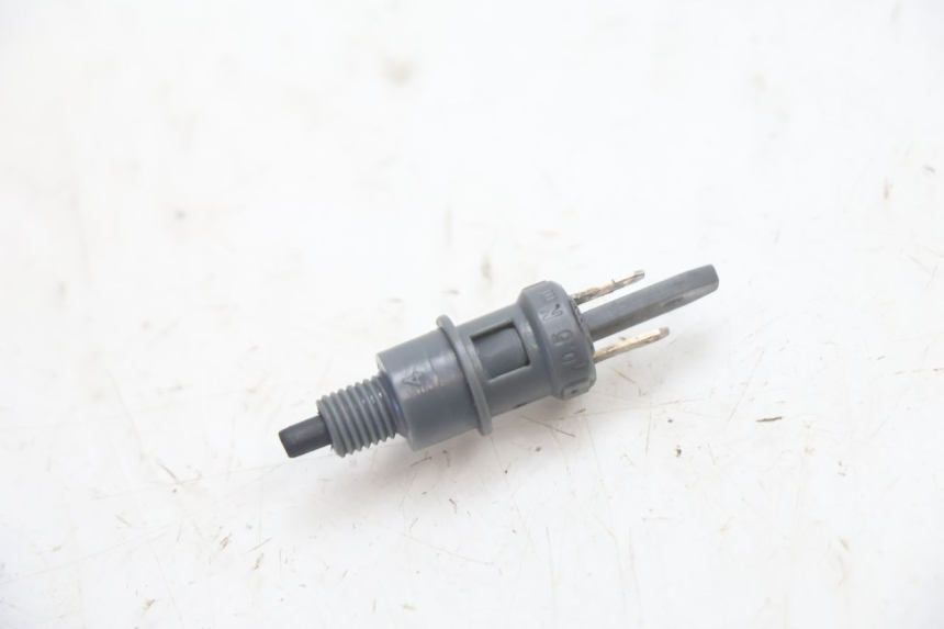 photo de LUZ FRENO INTERRUPTOR DERECHA PIAGGIO ZIP 2T 50 (2009 - 2019) - Vista principal