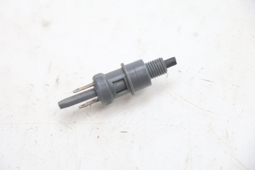 photo de LUZ FRENO INTERRUPTOR DERECHA PIAGGIO ZIP 2T 50 (2009 - 2019) - Detalle de la pieza