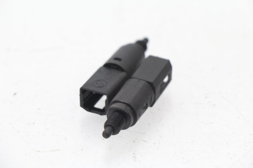 photo de INTERRUPTOR DE LUZ DE FRENO PIAGGIO FLY 2T 50 (2004 - 2017) - Detalle de la pieza