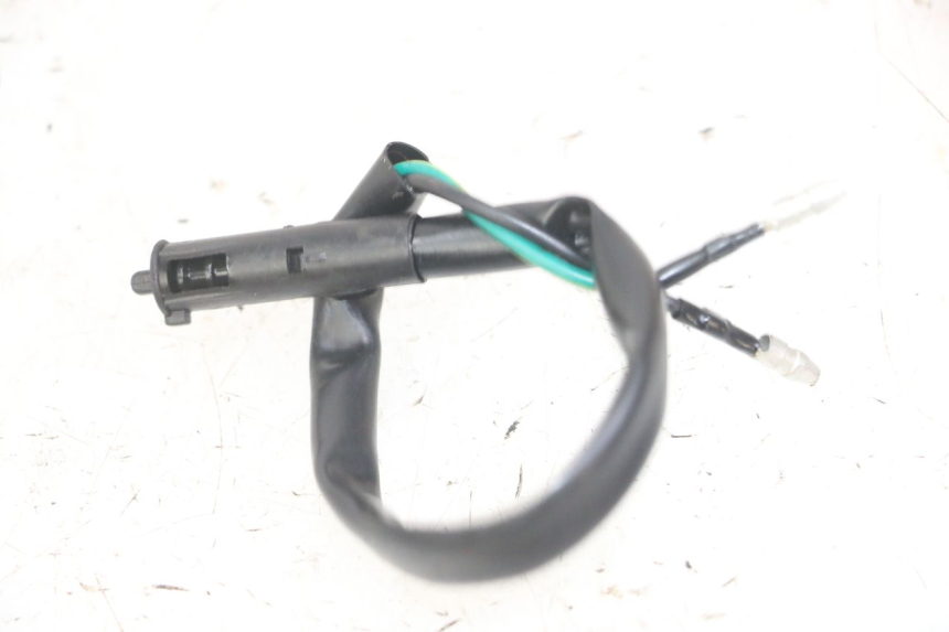 photo de LUZ FRENO INTERRUPTOR IZQUIERDA KYMCO AGILITY 4T 50 (2005 - 2018) - Detalle de la pieza