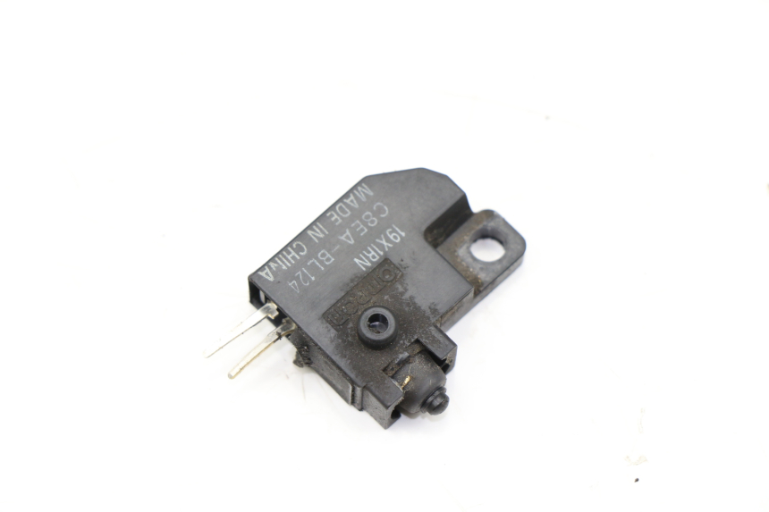 photo de LUZ FRENO INTERRUPTOR IZQUIERDA BMW C GT 650 (2012 - 2015) - Zoom estado de uso