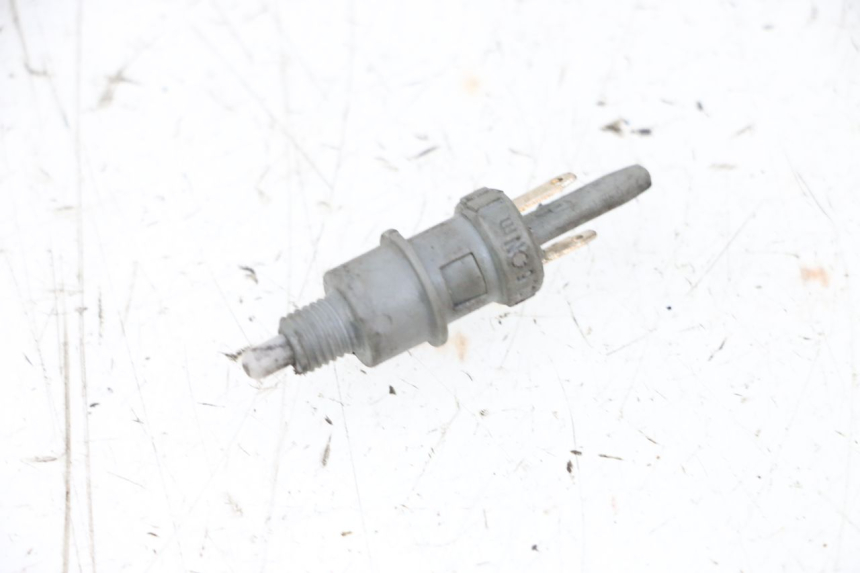 photo de LUZ FRENO INTERRUPTOR IZQUIERDA MBK BOOSTER SPIRIT NAKED 50 (2004 - 2017) - Detalle de la pieza