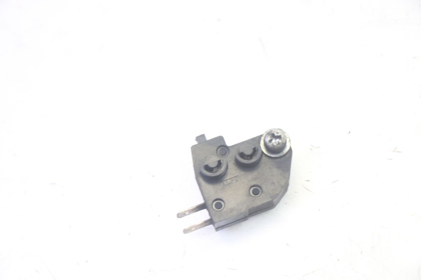 photo de CONTACTOR DE LUZ DE FRENO IZQUIERDO SUZUKI BURGMAN 125 (2007 - 2014) - Vista principal