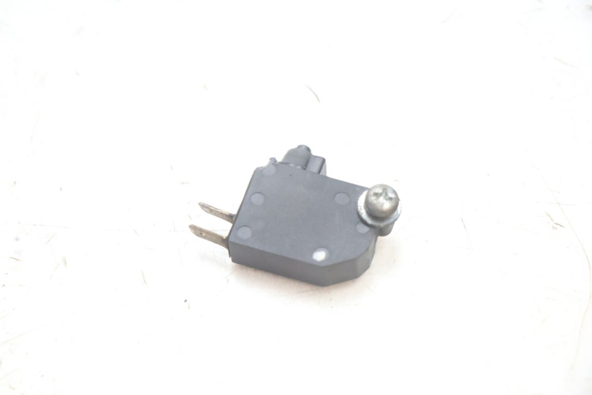 photo de LUZ FRENO INTERRUPTOR IZQUIERDA SUZUKI BURGMAN EXECUTIVE ABS 650 (2006 - 2012) - Vista principal