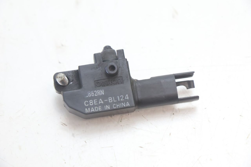 photo de LUZ FRENO INTERRUPTOR IZQUIERDA BMW C SPORT 650 (2015 - 2021) - Otra perspectiva