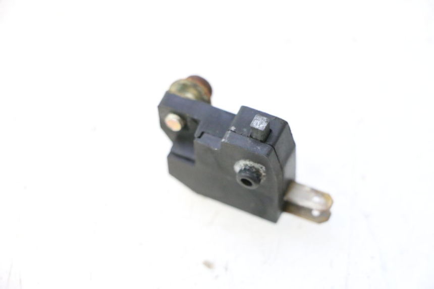 photo de LUZ FRENO INTERRUPTOR IZQUIERDA CF MOTO E-CHARM 125 (2005 - 2008) - Detalle de la pieza