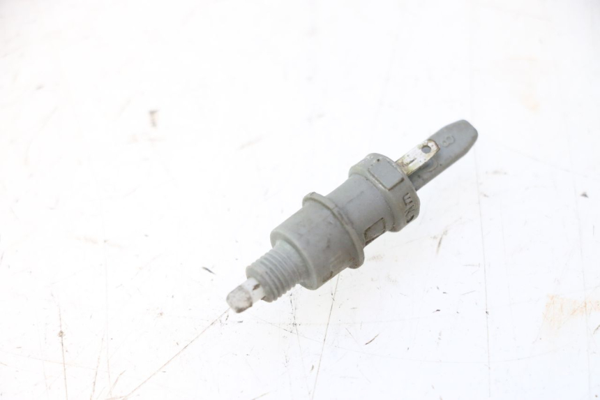 photo de LUZ FRENO INTERRUPTOR IZQUIERDA PEUGEOT ELYSTAR 50 (2002 - 2014) - Detalle de la pieza
