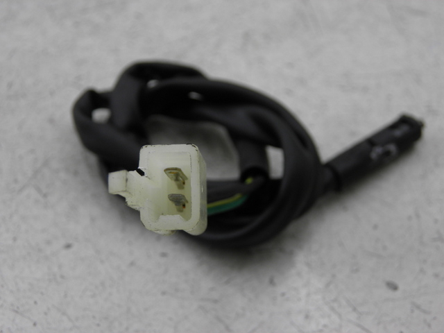 photo de LUZ FRENO INTERRUPTOR IZQUIERDA EUROCKA RETRO 50 (2007 - 2014) - Detalle de la pieza