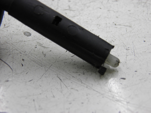 photo de LUZ FRENO INTERRUPTOR IZQUIERDA EUROCKA RETRO 50 (2007 - 2014) - Primer plano técnico