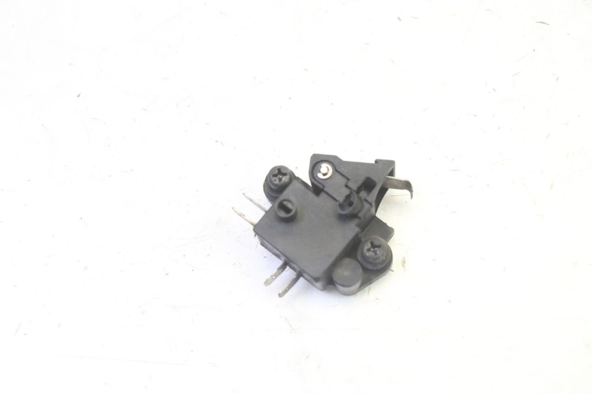 photo de LUZ FRENO INTERRUPTOR IZQUIERDA HONDA FES S-WING SWING ABS 125 (2007 - 2015) - Detalle de la pieza