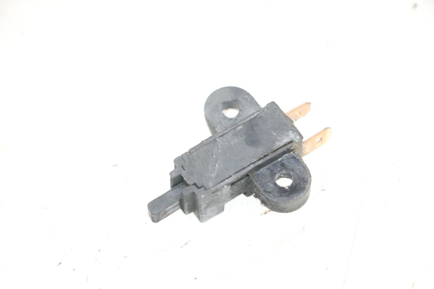 photo de LUZ FRENO INTERRUPTOR IZQUIERDA MBK FLIPPER 115 (2013 - 2017) - Zoom estado de uso