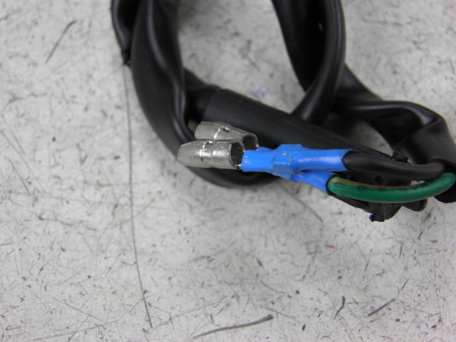 photo de LUZ FRENO INTERRUPTOR IZQUIERDA JONWAY SOLANA 50 (2007 - 2016) - Zoom estado de uso