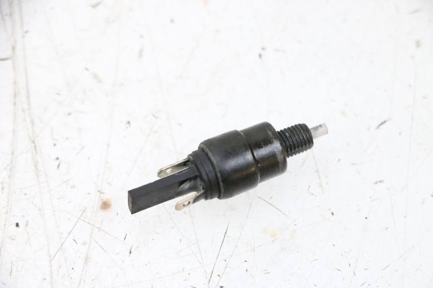 photo de LUZ FRENO INTERRUPTOR IZQUIERDA PEUGEOT KISBEE 4T 50 (2010 - 2017) - Vista principal