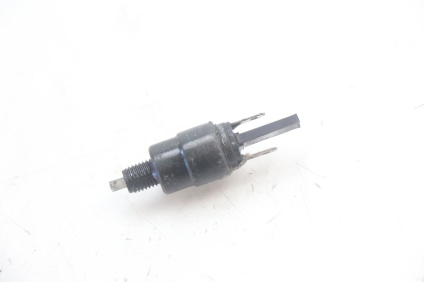 photo de LUZ FRENO INTERRUPTOR IZQUIERDA PEUGEOT KISBEE 4T 50 (2018 - 2022) - Vista principal