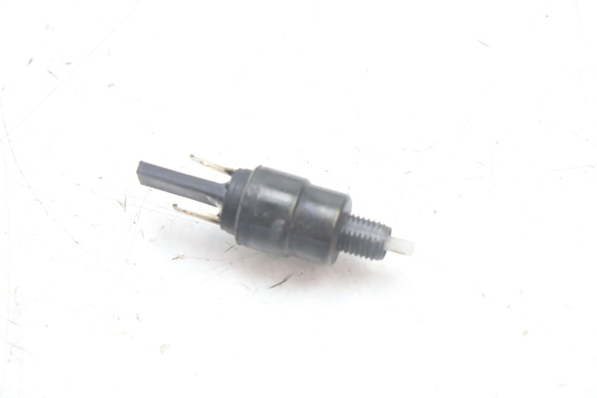 photo de LUZ FRENO INTERRUPTOR IZQUIERDA PEUGEOT KISBEE 4T 50 (2010 - 2017) - Vista principal