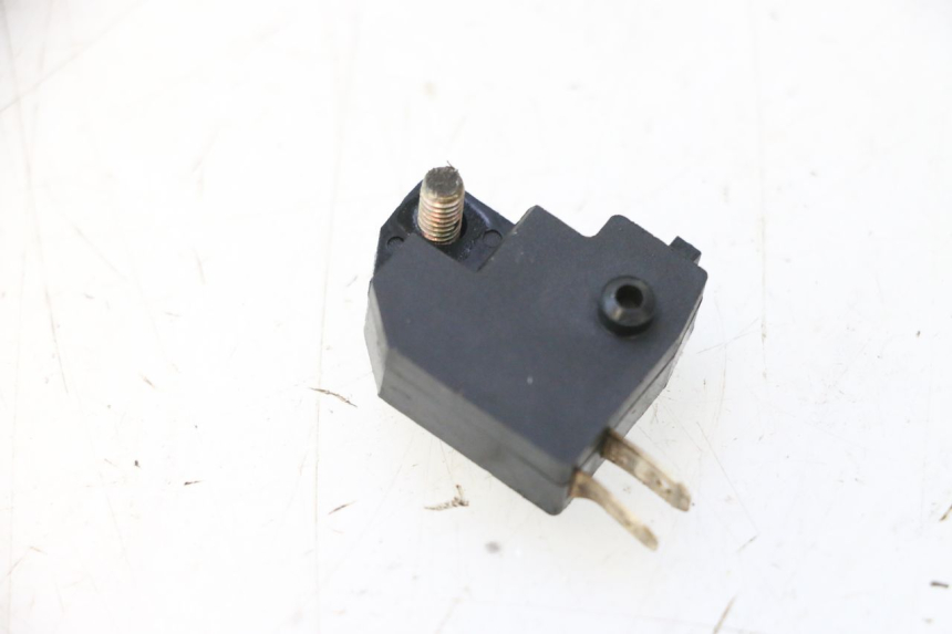 photo de LUZ FRENO INTERRUPTOR IZQUIERDA KYMCO LIKE 125 (2009 - 2016) - Detalle de la pieza