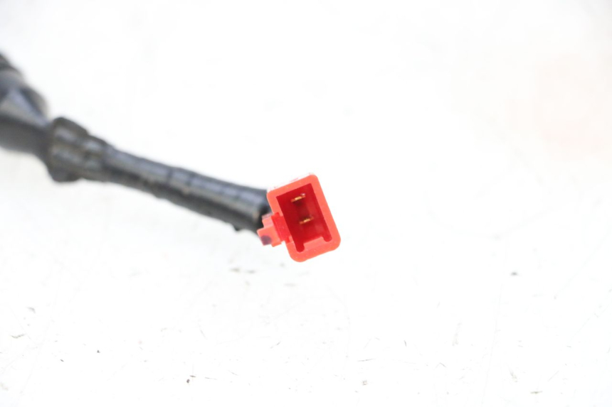 photo de LUZ FRENO INTERRUPTOR IZQUIERDA YAMAHA NEO'S CORE 1 (2022 - 2026) - Zoom estado de uso