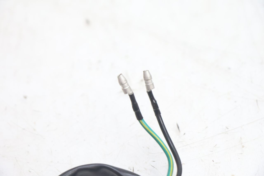 photo de LUZ FRENO INTERRUPTOR IZQUIERDA KYMCO LIKE 4T 50 (2019 - 2025) - Otra perspectiva