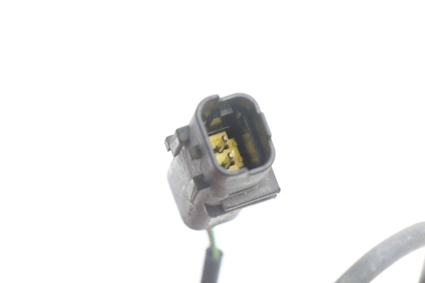 photo de CONTACTO DE LUZ DE FRENO IZQUIERDO PEUGEOT SATELIS 125 (2006 - 2009) - Zoom estado de uso