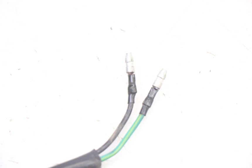 photo de LUZ FRENO INTERRUPTOR IZQUIERDA PEUGEOT TWEET 4T 50 (2014 - 2019) - Zoom estado de uso