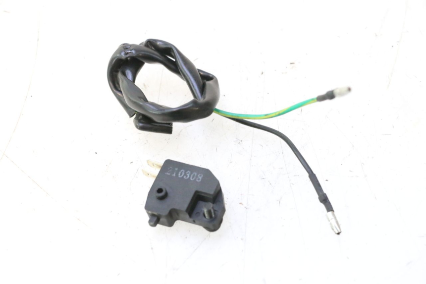 photo de LUZ FRENO INTERRUPTOR IZQUIERDA PEUGEOT TWEET 4T 50 (2018 - 2022) - Zoom estado de uso