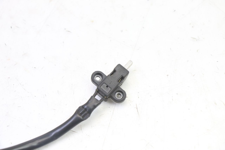 photo de LUZ FRENO INTERRUPTOR IZQUIERDA MBK WAAP 125 (2008 - 2013) - Primer plano técnico