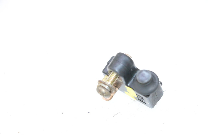 photo de CONTACTOR DE LUZ DE FRENO IZQUIERDO YAMAHA XMAX X-MAX 125 (2006 - 2009) - Otra perspectiva