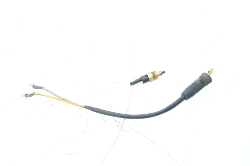 photo de LUZ FRENO INTERRUPTOR IZQUIERDA YAMAHA YP MAJESTY 125 (1998 - 2001) - Vista principal