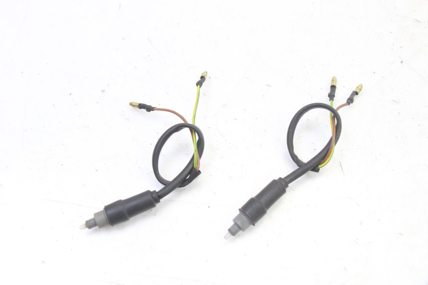 photo de LUZ FRENO INTERRUPTOR YAMAHA JOG R 50 (2004 - 2014) - Vista principal