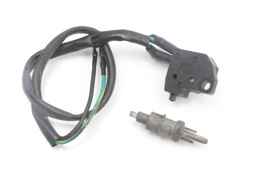 photo de CONTACTOR DE LUZ DE FRENO PEUGEOT KISBEE 4T 50 (2018 - 2022) - Zoom estado de uso