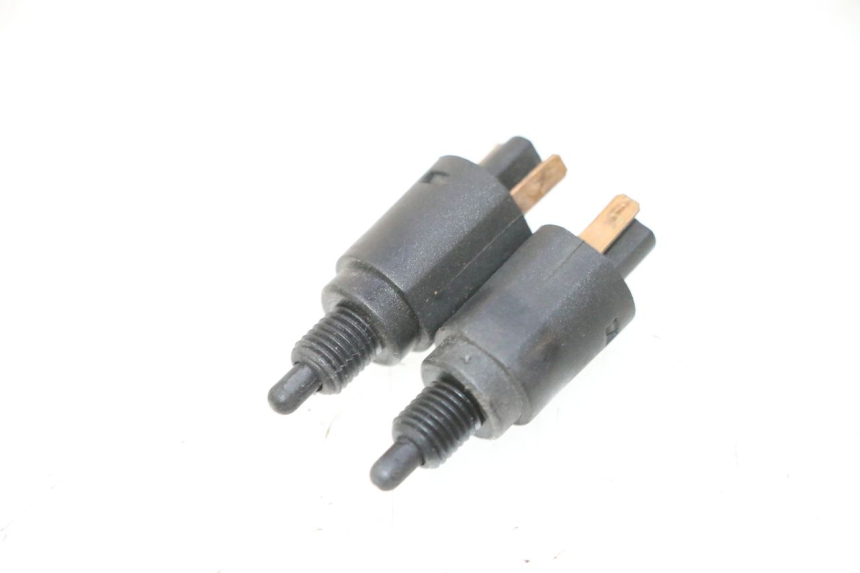 photo de CONTACTOR DE LUZ DE FRENO PIAGGIO LIBERTY IGET 4T 50 (2015 - 2020) - Vista principal