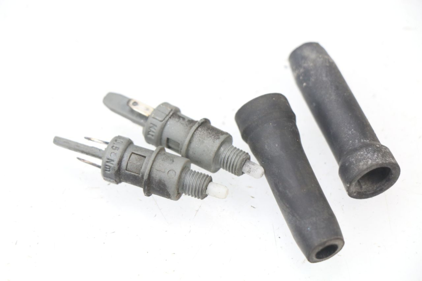 photo de INTERRUPTOR DE LUZ DE FRENO PEUGEOT LUDIX 50 (2005 - 2007) - Vista principal