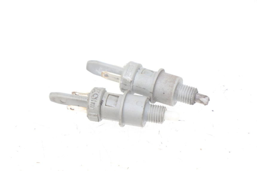 photo de INTERRUPTOR DE LUZ DE FRENO PEUGEOT LUDIX 50 (2008 - 2017) - Vista principal