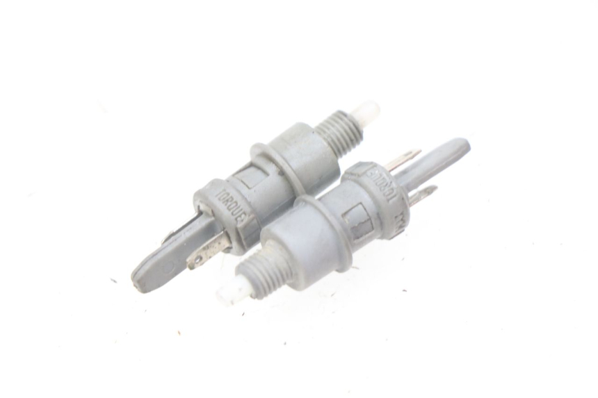 photo de INTERRUPTOR DE LUZ DE FRENO PEUGEOT LUDIX 50 (2008 - 2017) - Vista principal