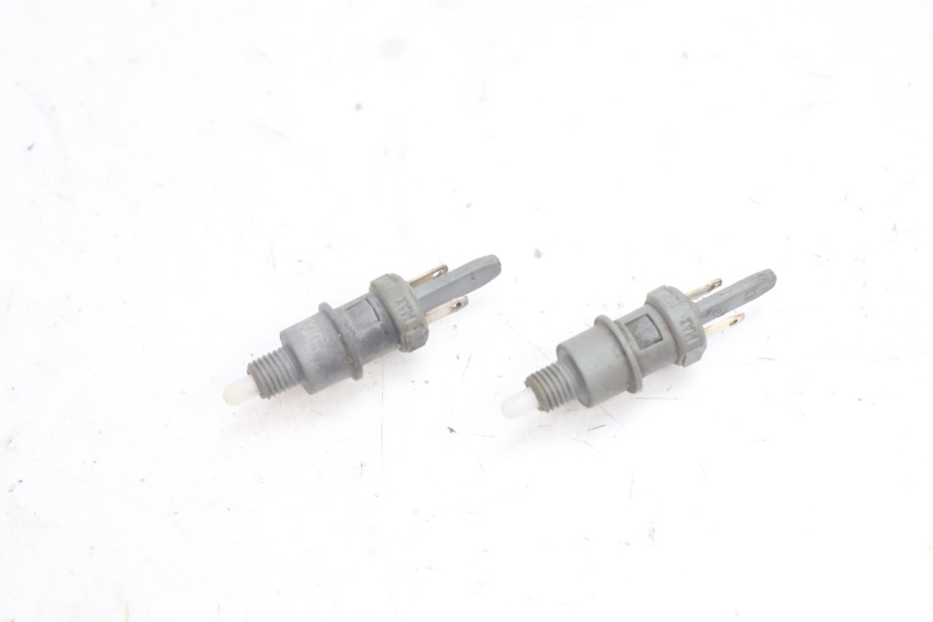 photo de LUZ FRENO INTERRUPTOR PEUGEOT LUDIX ONE 50 (2004 - 2013) - Vista principal