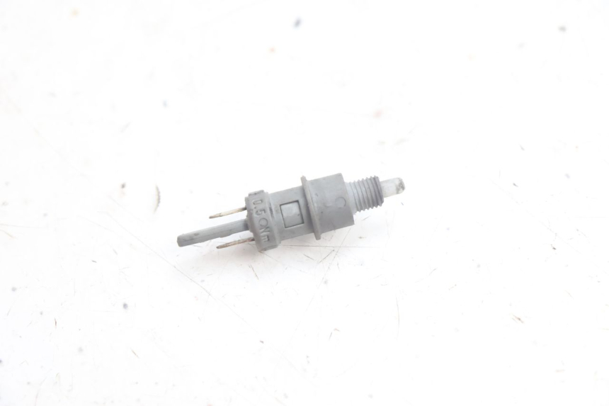 photo de LUZ FRENO INTERRUPTOR PEUGEOT LUDIX PRO 2T 50 (2010 - 2017) - Detalle de la pieza